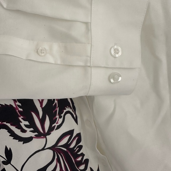 Chico's White and Black Floral Top - Picture 3 of 7